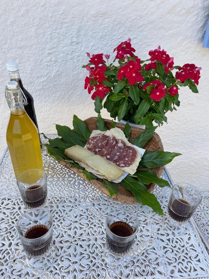 Stazzu Lu Chissoni Villa Luogosanto Buitenkant foto